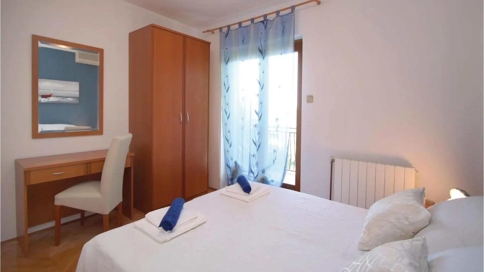 Lovely Home In Zminj With Kitchen Vakantiehuis