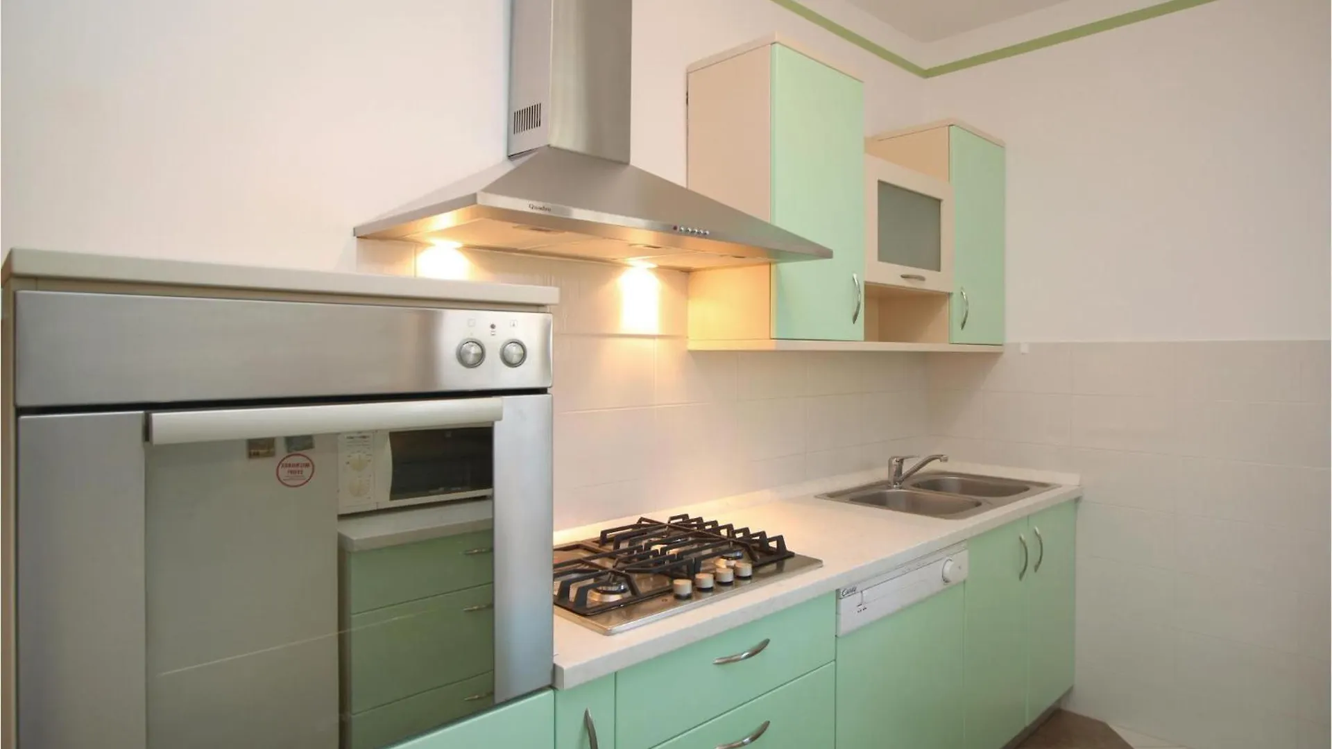 Lovely Home In Zminj With Kitchen Vakantiehuis